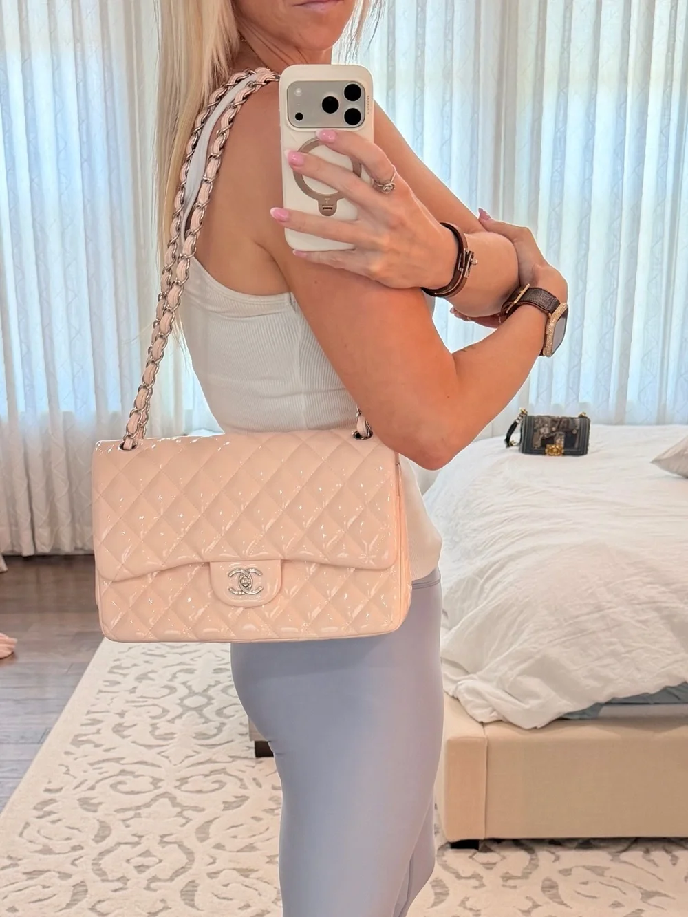 CHANEL Classic Double Flap Patent in Pink